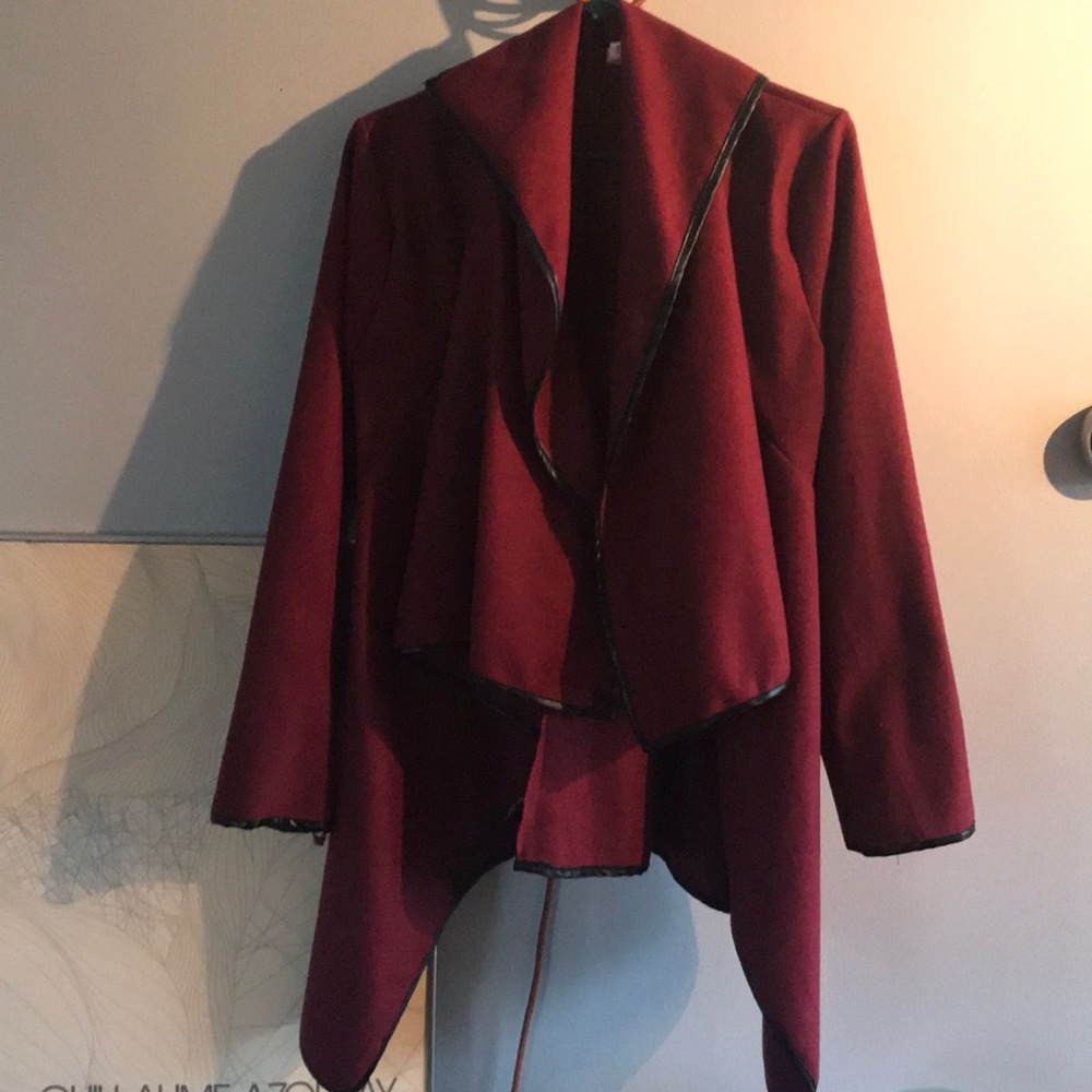 Cute burgundy jacket